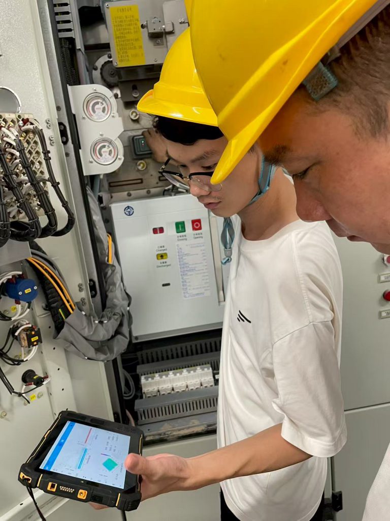 專業高效,客戶贊譽:手持式局部放電測試儀安裝調試服務獲好評-武漢中電通電力設備有限公司 專業高效,客戶贊譽:手持式局部放電測試儀安裝調試服務獲好評-武漢中電通電力設備有限公司